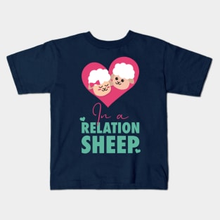 Romantic Sheep Couple | Valentine's Day | Gift Ideas Kids T-Shirt